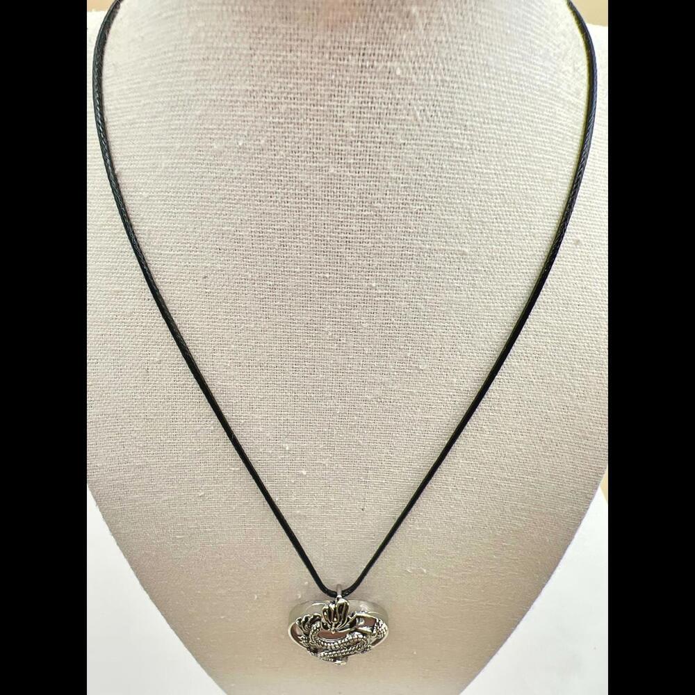 Stunning Rose Quartz Dragon Heart Pendant Necklace - Picture 10 of 12